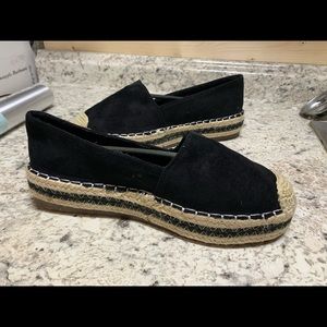 Espadrille slip-ons in Black size 8